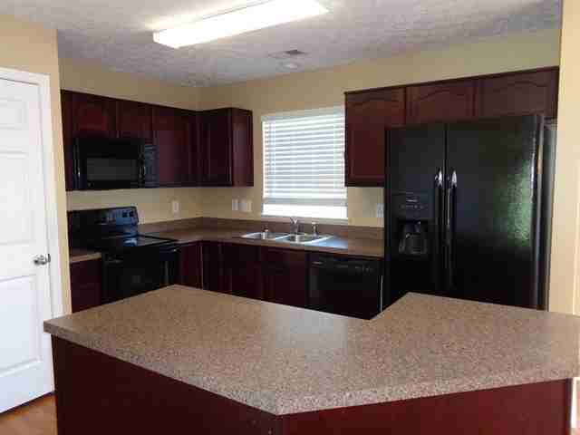 3631 Mahlon Moore Rd - Photo 2 of 9