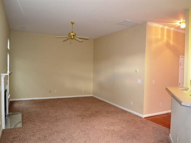 229 Highgate Cir - Photo 2 of 13