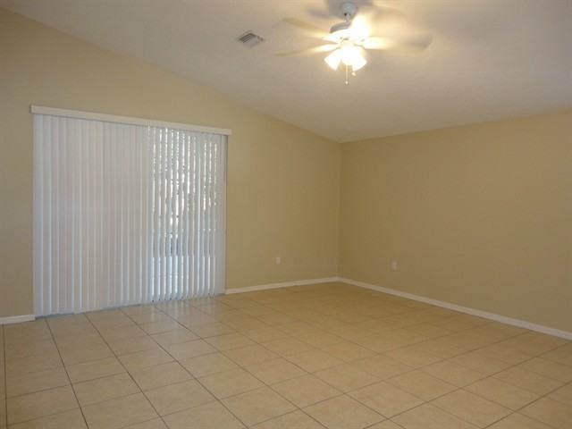 10825 New Brighton Ct - Photo 3 of 16