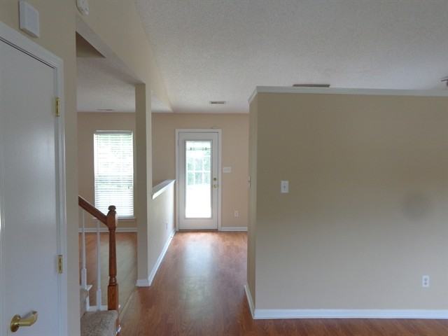 3413 Braefield Dr - Photo 2 of 12