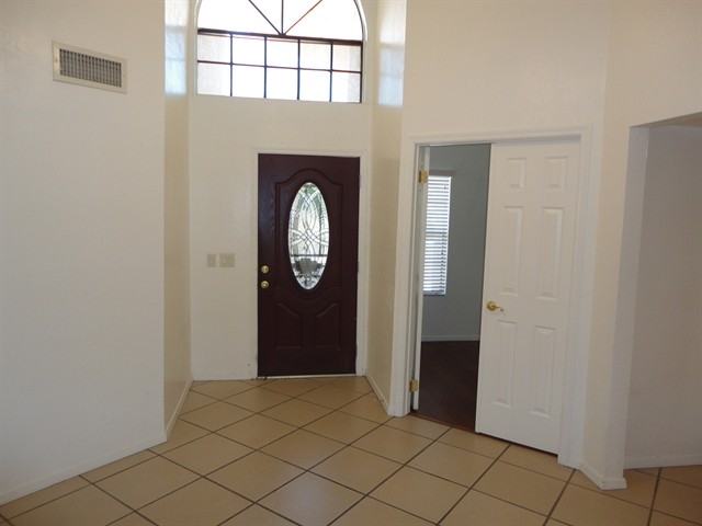 4260 W Park Ave - Photo 2 of 10