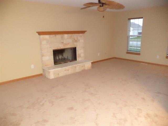 3618 Applewood Dr - Photo 2 of 11