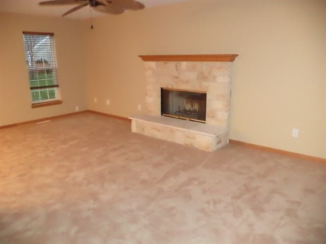 3618 Applewood Dr - Photo 3 of 11