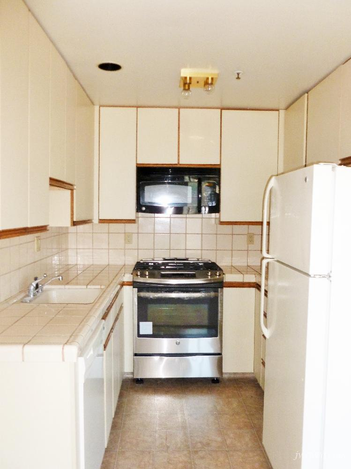 1535 Taraval St - Photo 2 of 6