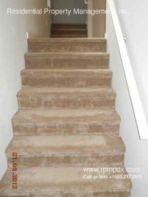 10810 SW Huntington Ave - Photo 3 of 19