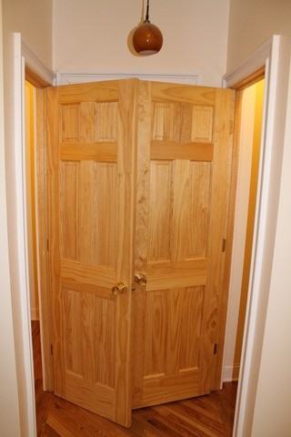 934 West Windsor Avenue