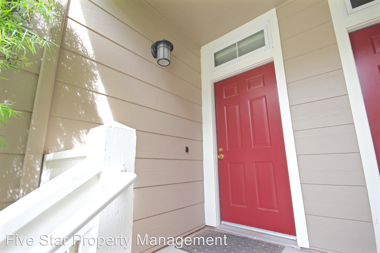 1103 Outrigger Ln - Photo 2 of 27