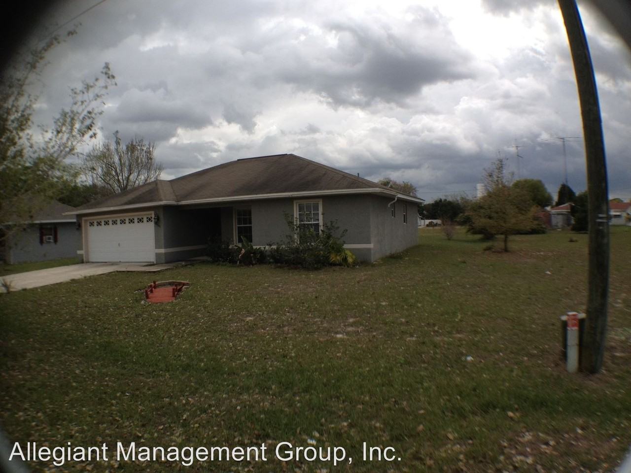 4625 Lincoln St - Photo 2 of 6