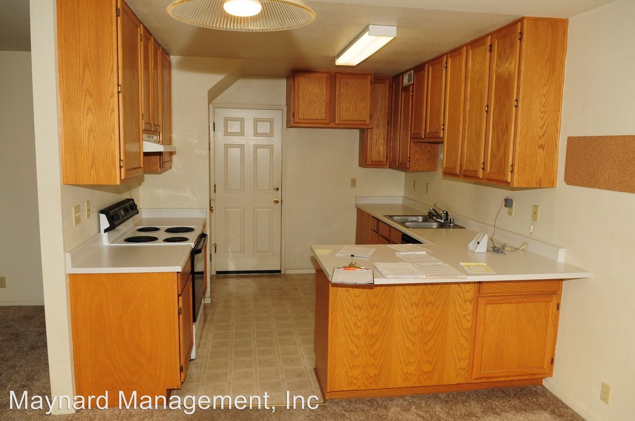 113 Agate Pl - Photo 3 of 7