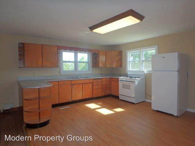 1704 County Rd 263 - Photo 2 of 23