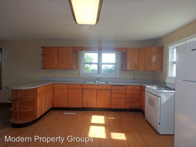 1704 County Rd 263 - Photo 3 of 23