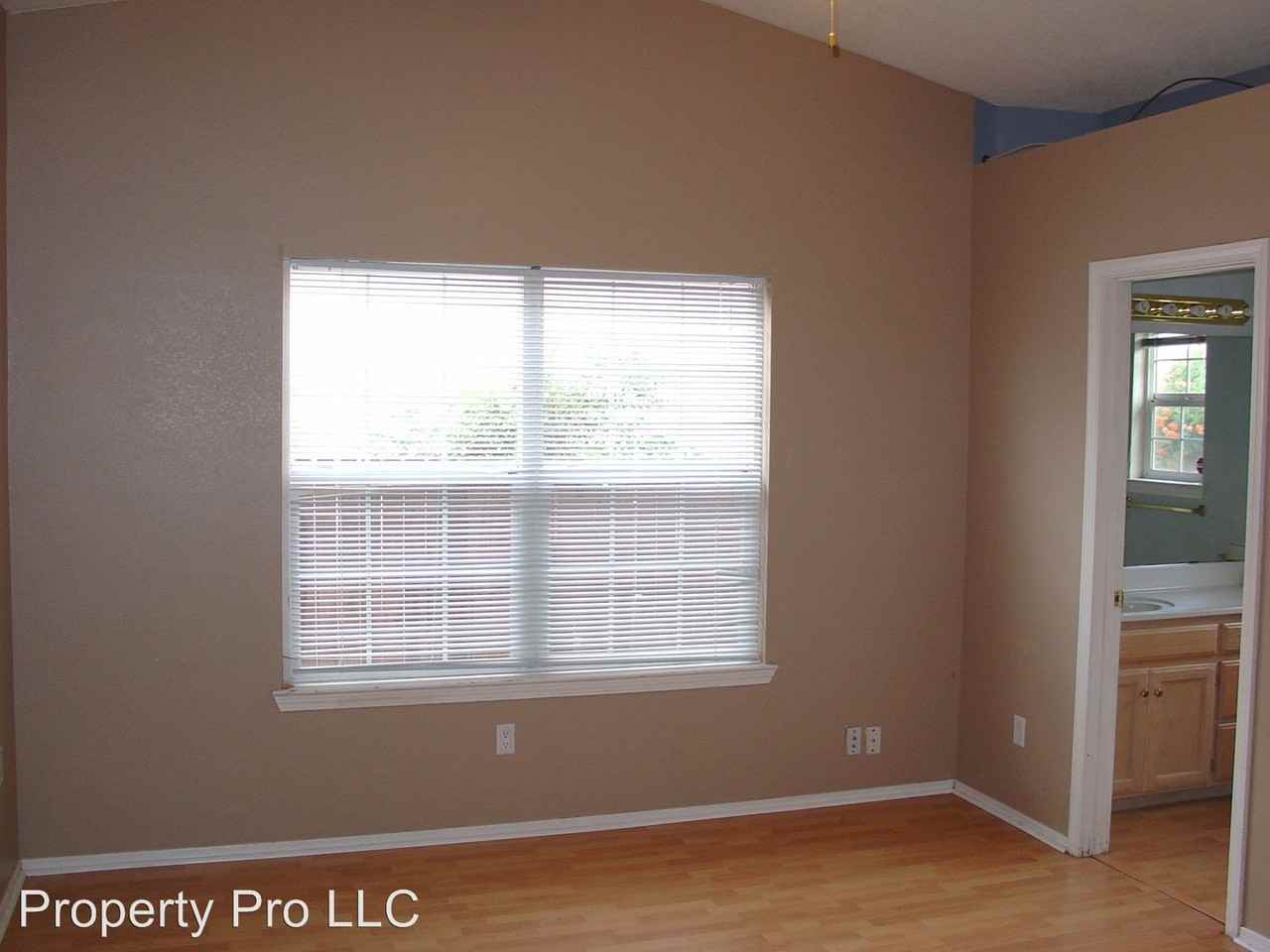 6209 Summer Night Pl NW - Photo 3 of 12