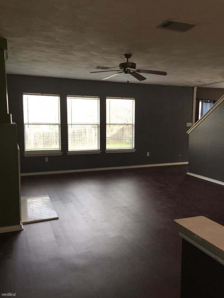 2734 High Point Dr - Photo 2 of 12