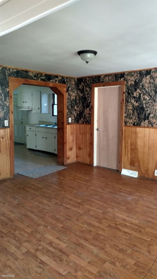 424 W Belle Ave - Photo 3 of 9