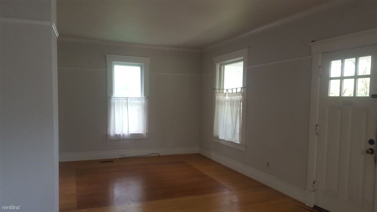 501 Fountain St - Photo 2 of 9