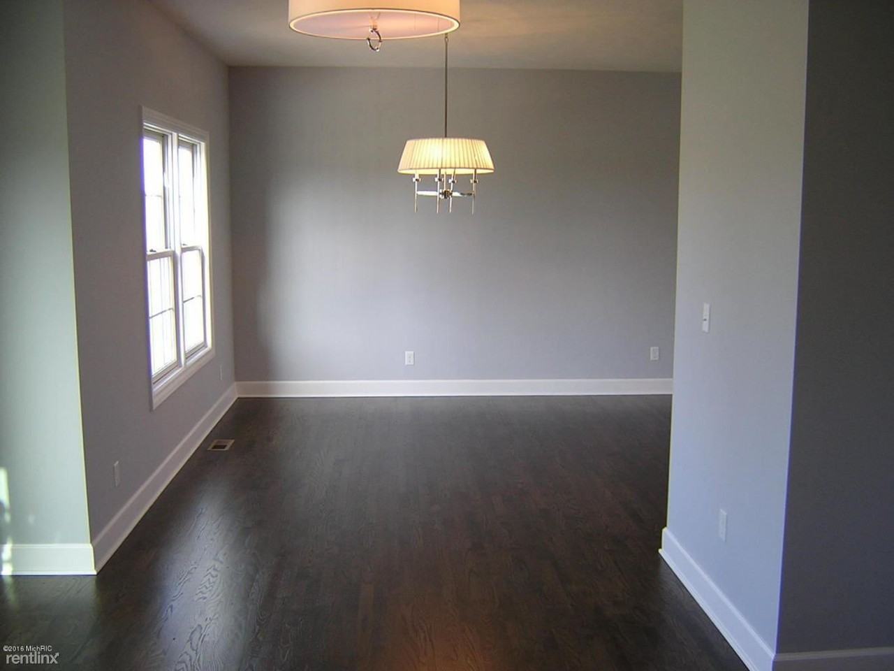 4874 Lauren Ln - Photo 3 of 9