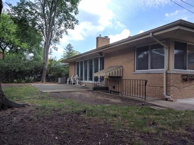 6924 Kenneth Ave - Photo 3 of 18