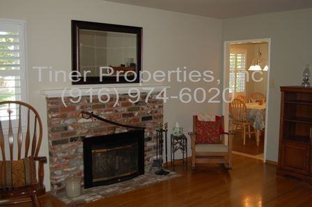 430 Wanda Way - Photo 3 of 16