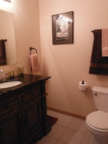 362 French St - Photo 3 of 25