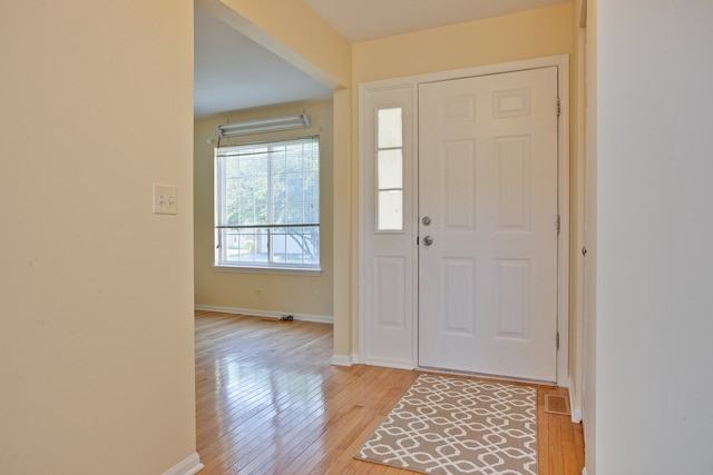 6778 Nantucket Ct - Photo 2 of 18