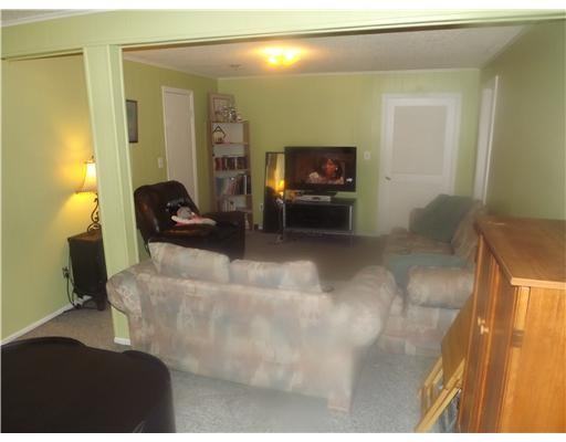 4219 Birchwood Ct - Photo 2 of 11