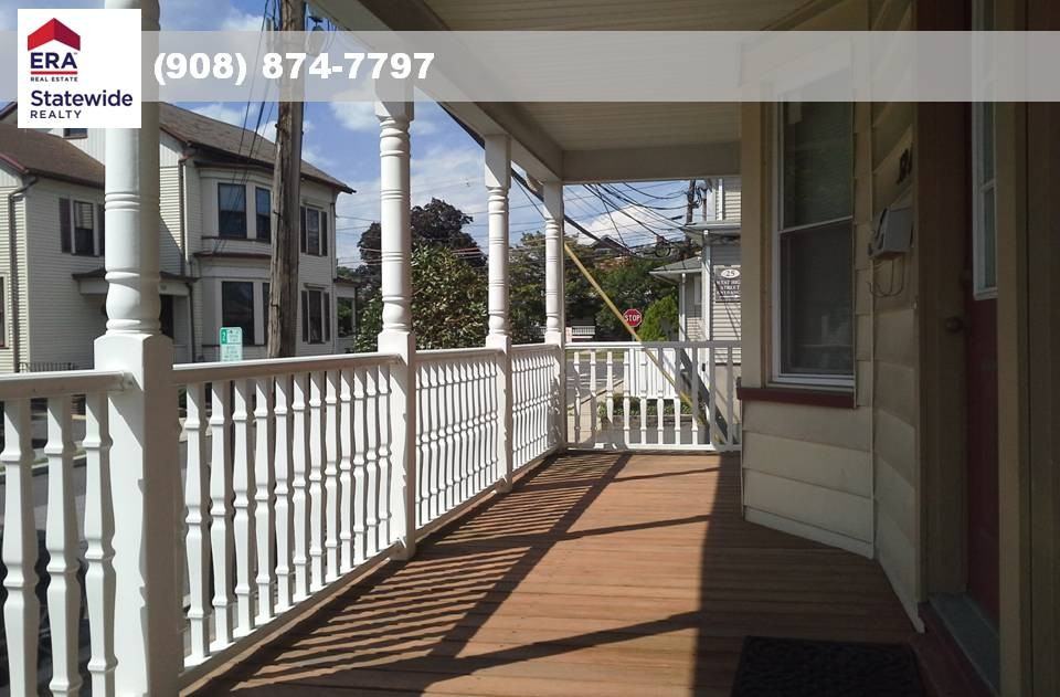 32 Maple St #B - Photo 2 of 14