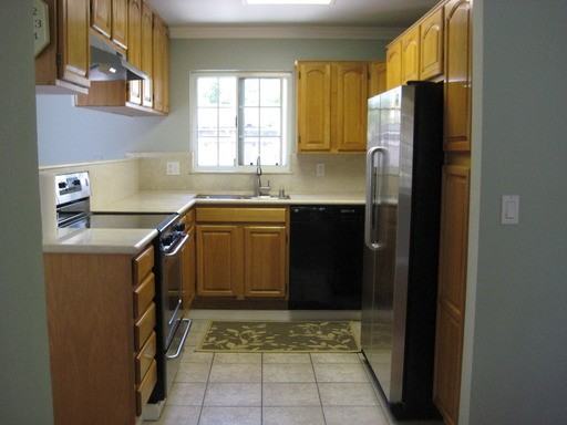 967 Woodgrove Ln - Photo 2 of 10