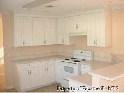 90 Calcasieu Dr - Photo 2 of 10