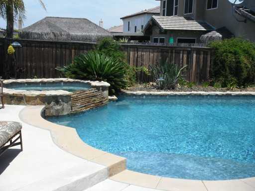 45201 Hanzell Ct - Photo 2 of 33