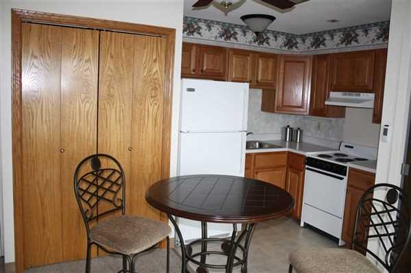 Goldbeck Towers - Photo 2 of 9