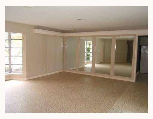 176 Beacon Ln - Photo 2 of 6