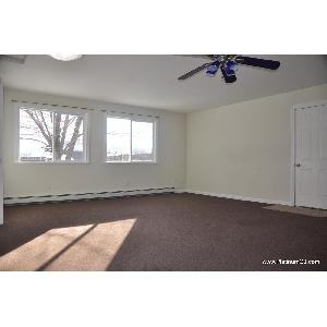 1072 Kiefer Ave - Photo 2 of 11