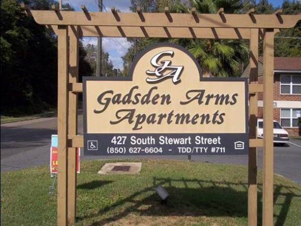 Gadsden Arms Apartments - Photo 3 of 7