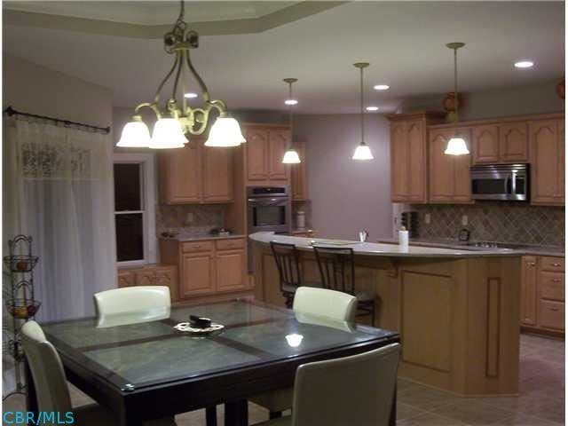 1426 Lockwood Ct - Photo 3 of 15