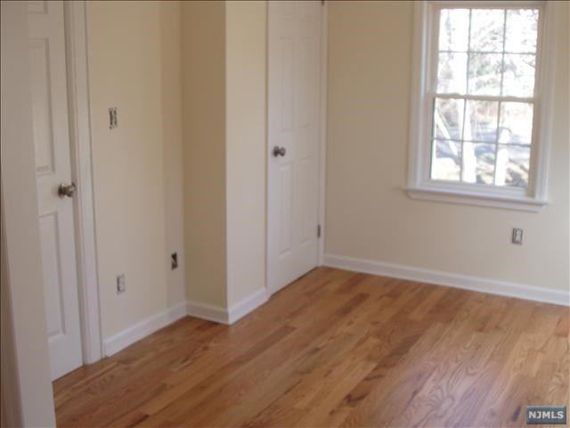 18 Lakewood Ave - Photo 3 of 8