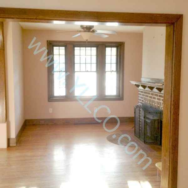 211 E Winona Ave - Photo 2 of 7