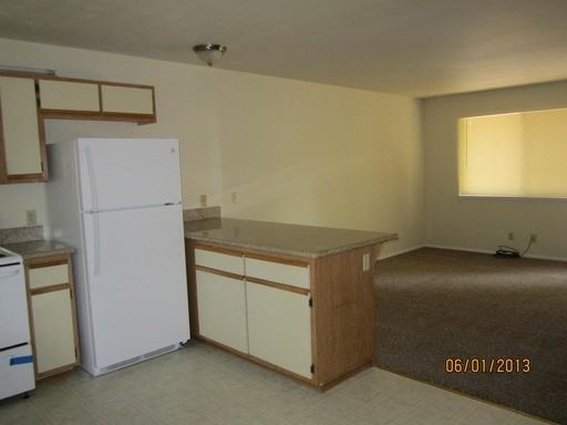 900 Pinetop Cir #35 - Photo 2 of 4