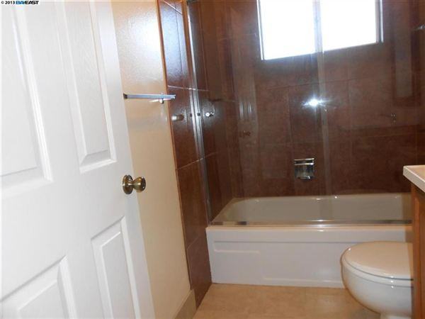 5566 Hughes Pl - Photo 2 of 7