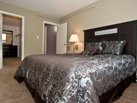 Scenictree Condominiums - Photo 2 of 6