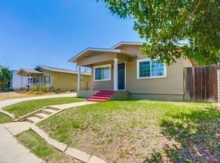 3670 45th St - Photo 3 of 8