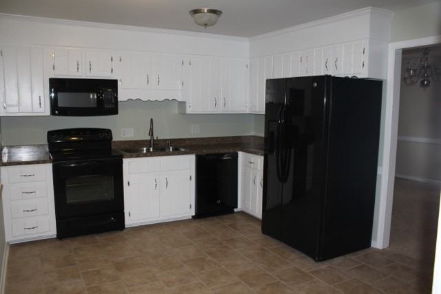 401 Walton Park Rd - Photo 3 of 11