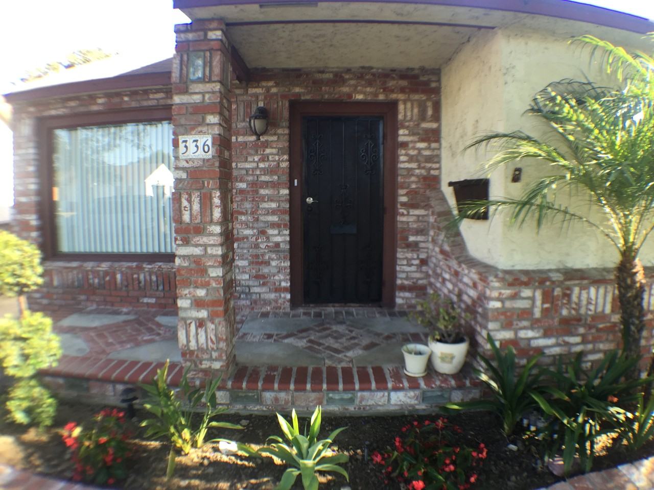 336 E Janice St - Photo 3 of 32