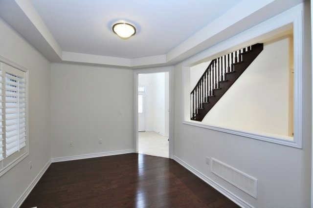 2334 Colonel William Parkway - Photo 2 of 10