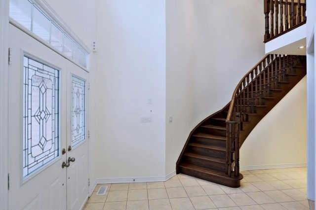 2334 Colonel William Parkway - Photo 3 of 10