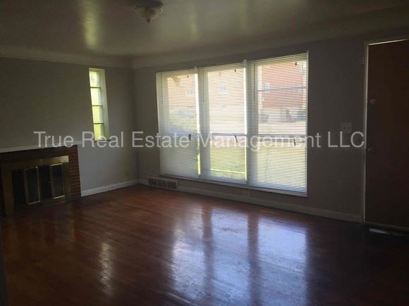 4001 Tamworth Cir - Photo 3 of 5