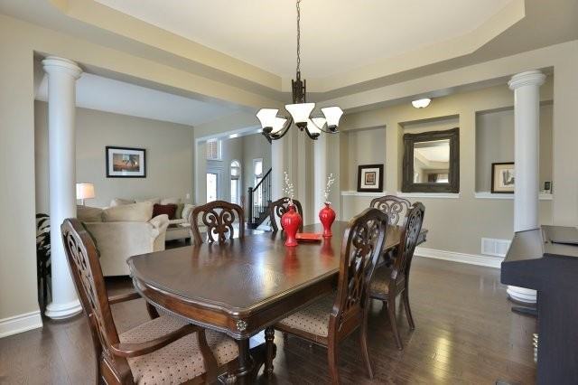 234 Alison Crescent - Photo 2 of 10