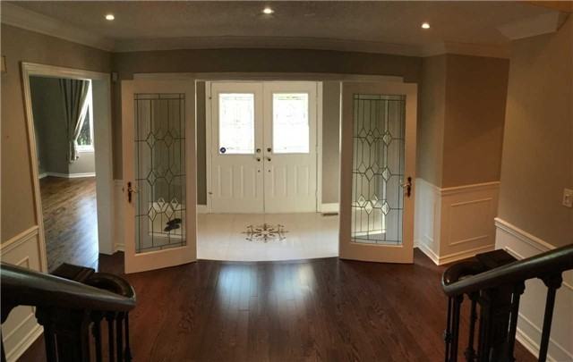 2208 Dunvegan Avenue - Photo 2 of 8