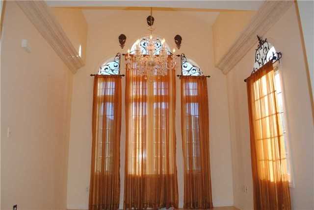 2361 Presquile Drive - Photo 3 of 10