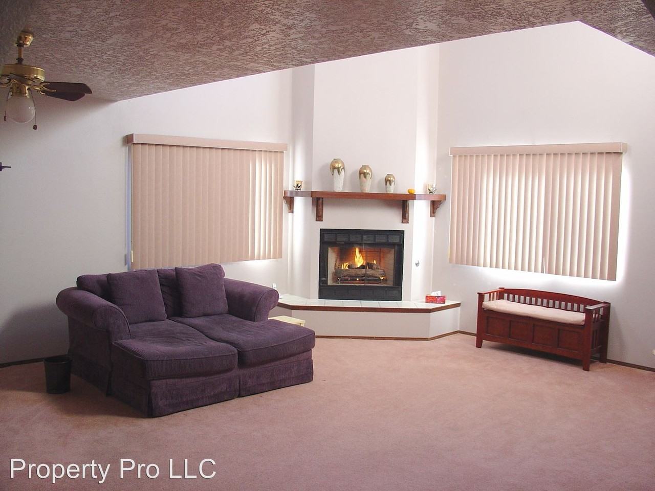 7917 Cockatoo Ln NE - Photo 2 of 20