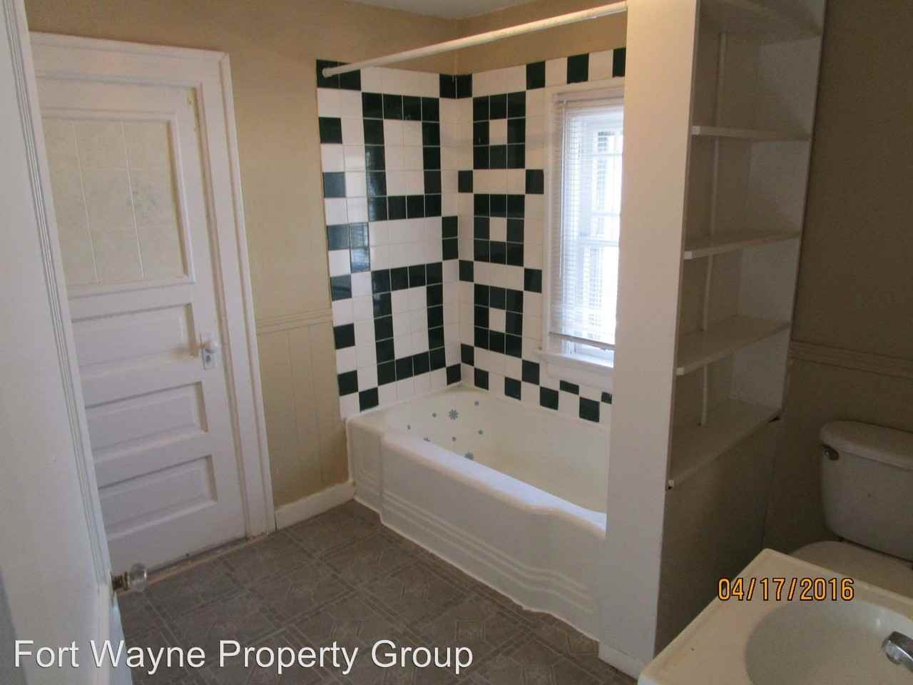 302 Glencoe Ave - Photo 3 of 10